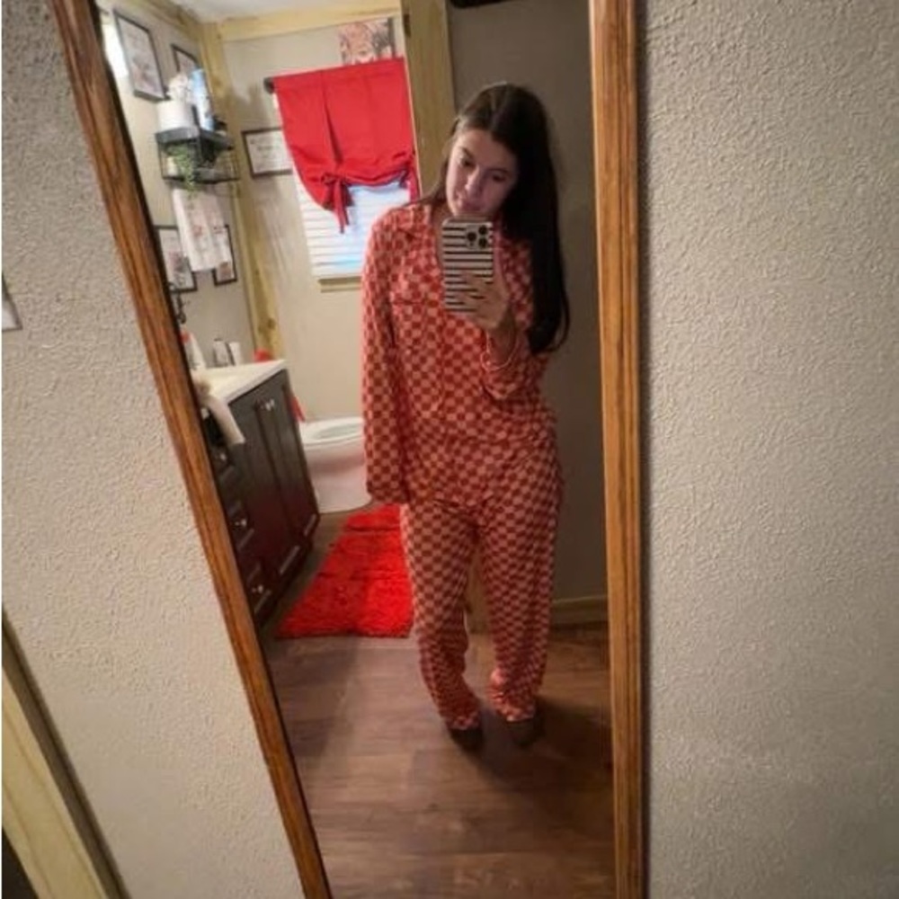 T.J.Maxx Red Checkered Women's Pajama Set